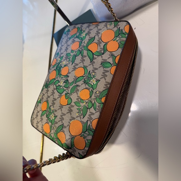 NWOT Rare Print Michael Kors Crossbody - Picture 10 of 11